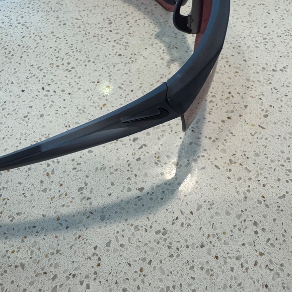 Nike Tailwind Road Tint Sunglasses - Picture 7 of 8
